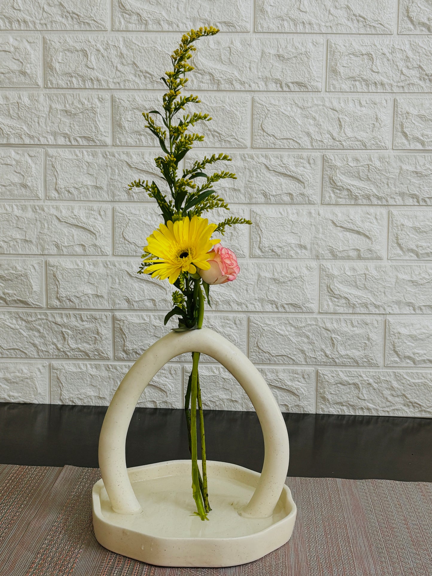 Arc Ceramic Vase
