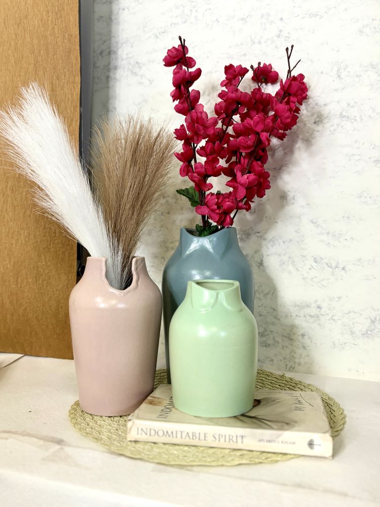 The Dapper Vase