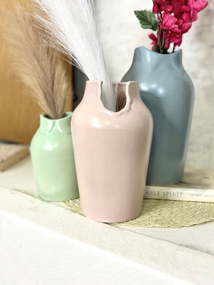 The Dapper Vase