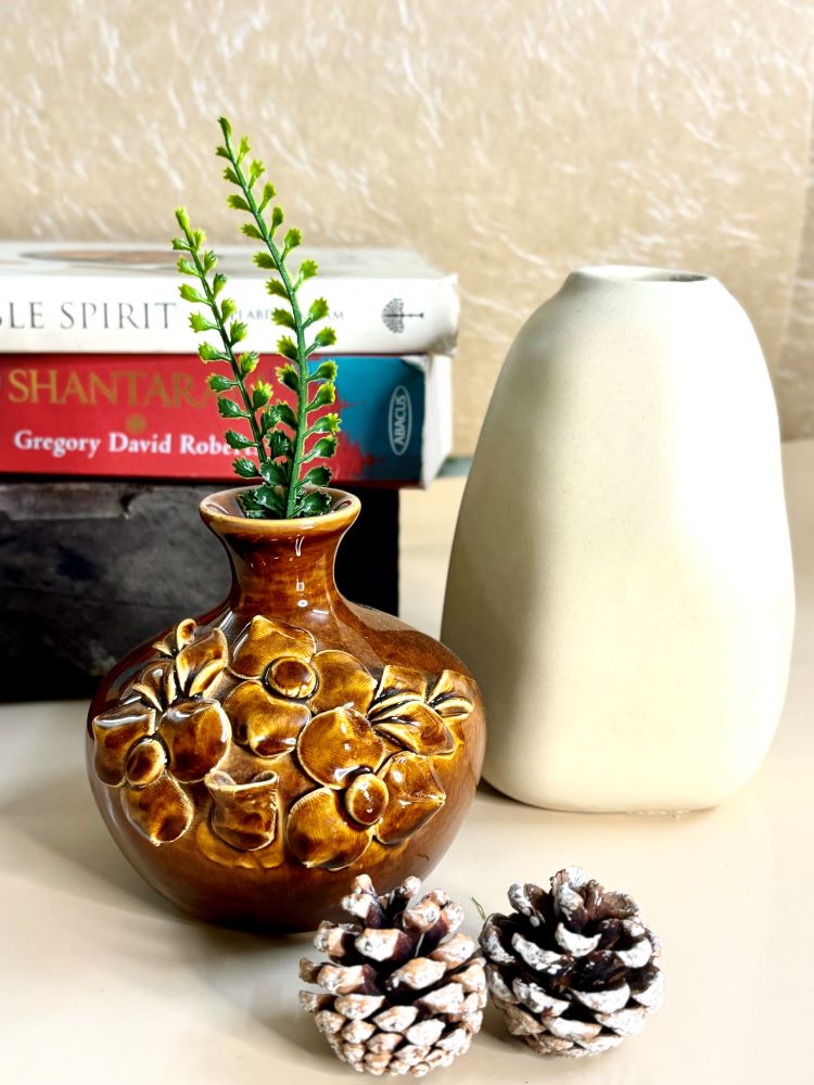 Brown Glow Bud Vase