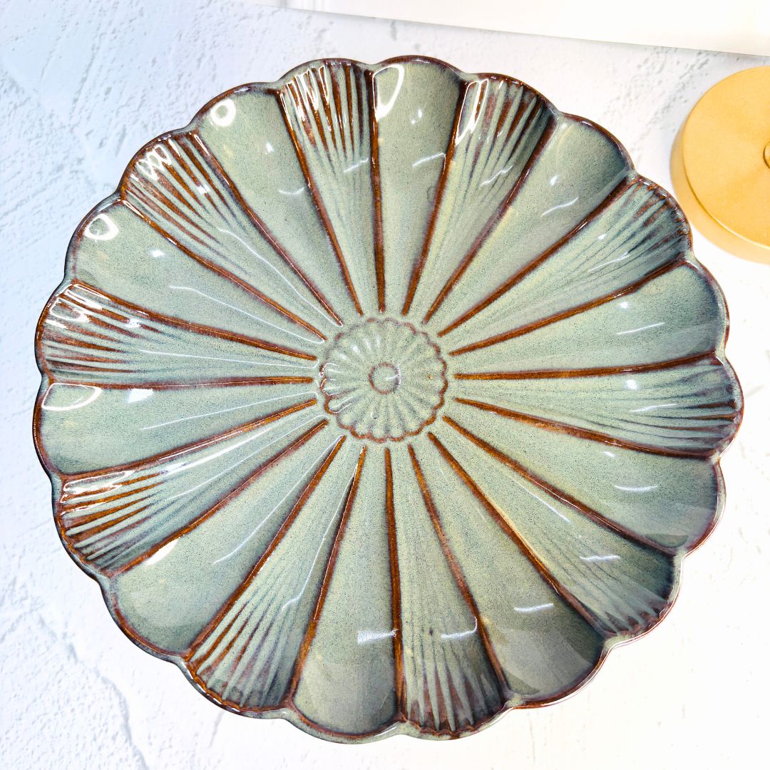 Russet Grey Ceramic Cake Stand