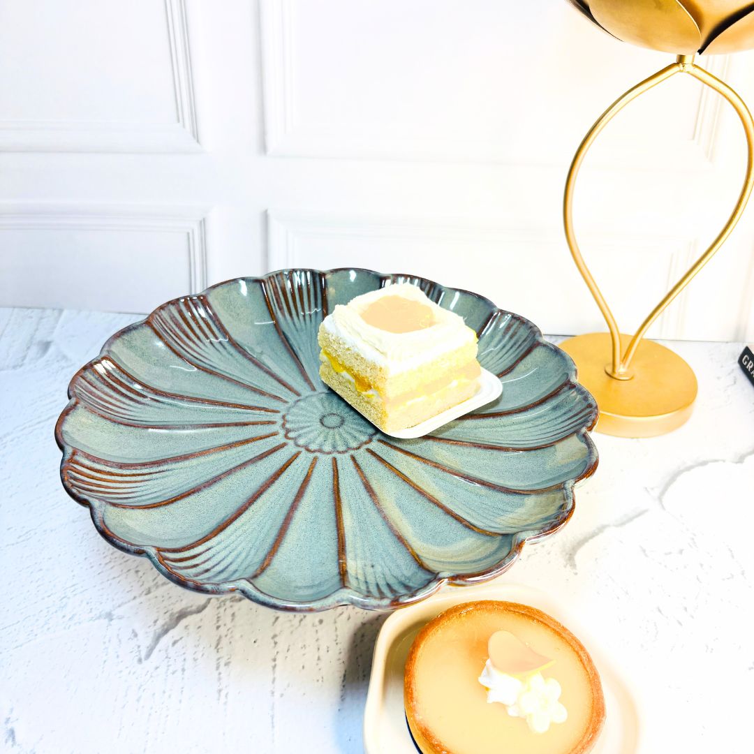 Russet Grey Ceramic Cake Stand