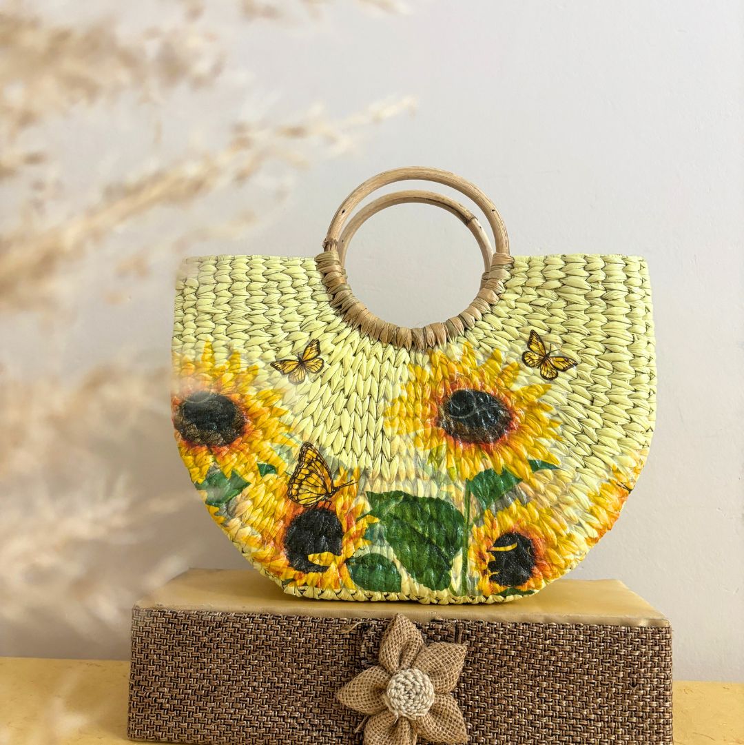 Pista Weaver Kauna Bag / Vase - with love from Nagaland