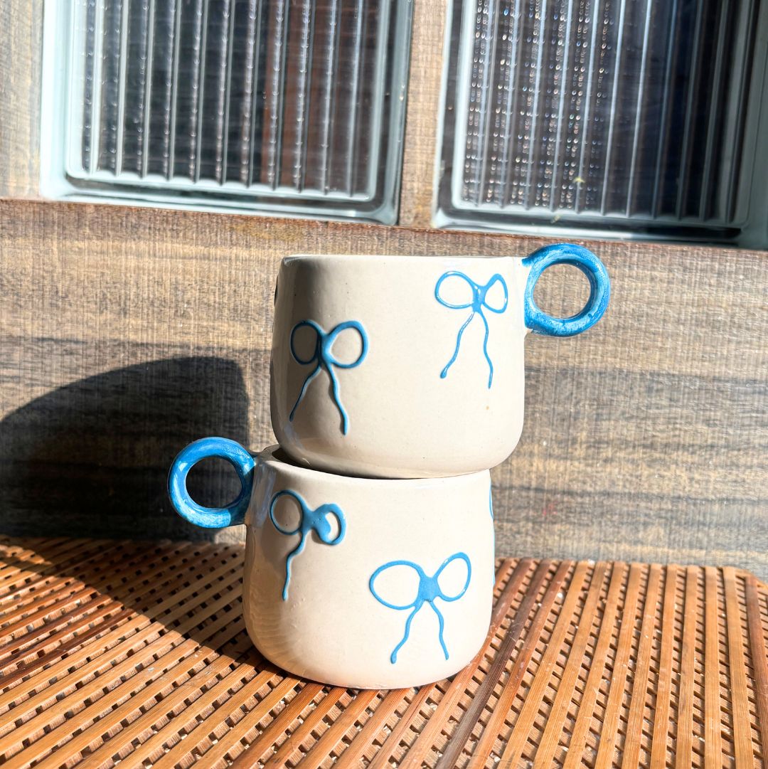 Take A Bow Tea Coffee Set of 2