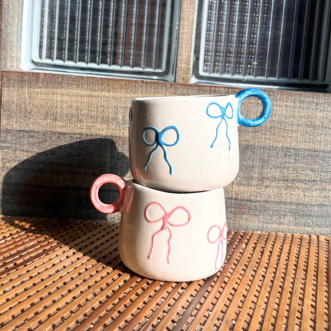 Take A Bow Tea Coffee Set of 2