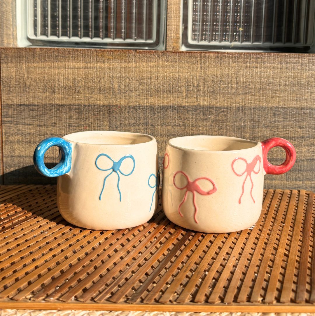 Take A Bow Tea Coffee Set of 2