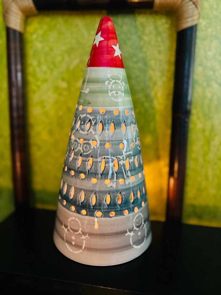 Tea light multi color Handcut Christmas Tree