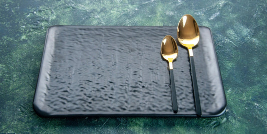 How to Style Your Dinner Table Using Ceramic Serving Platters