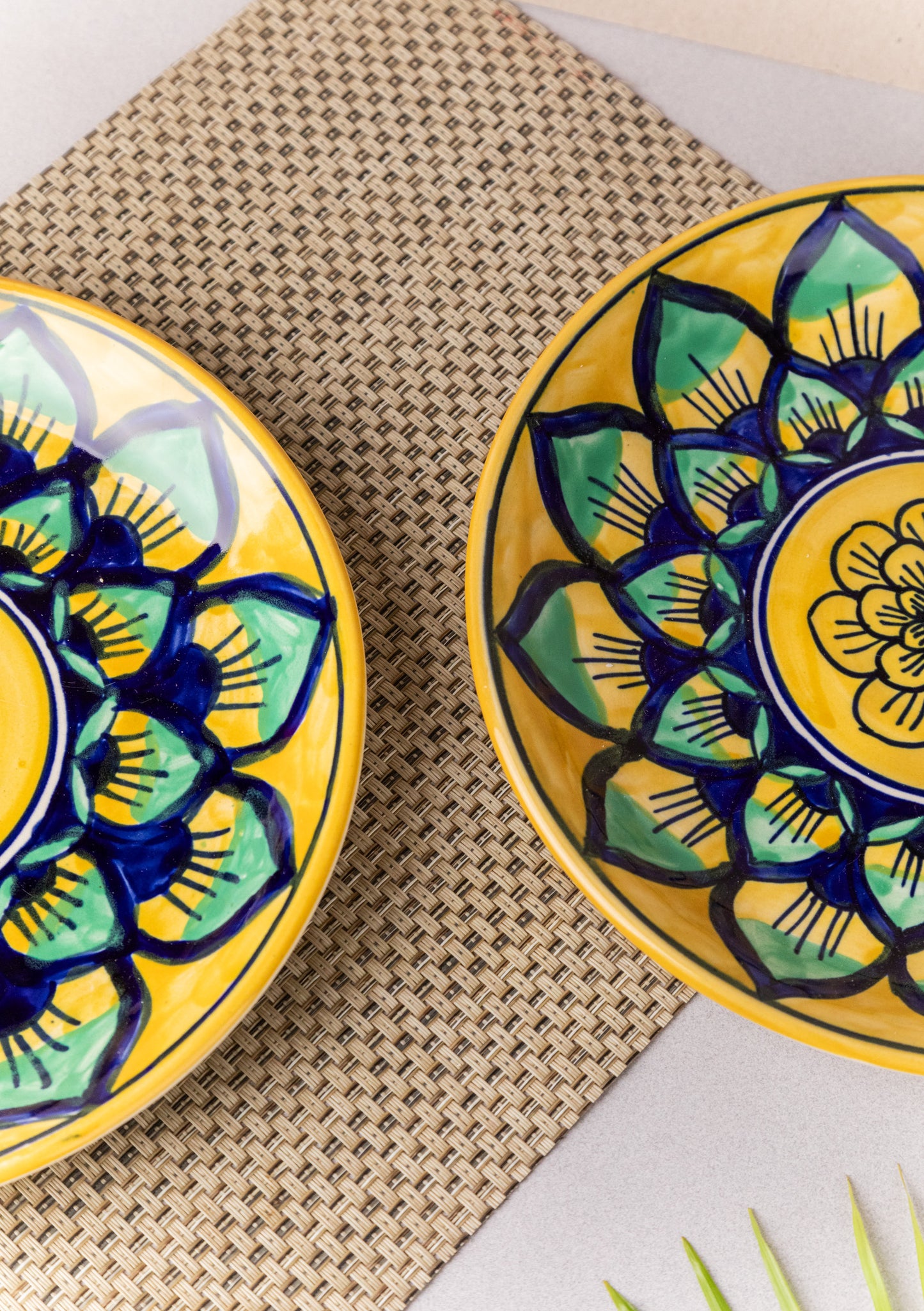 Plate
Ceramic Dinner Plate
Food Plate
Handpainted Plate
Serving Plate
Microwave Dishwasher -Safe
Glazed Ceramic Plate
Handmade Plate