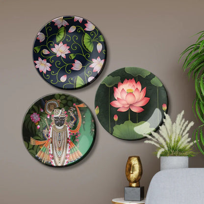 Shrinathji with Lotus Wall Plates [Set of 3]