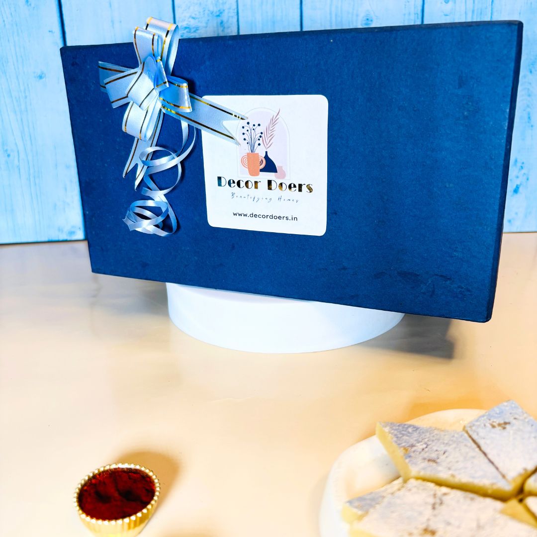 Sibling bond Rakhi Hamper - Luxe