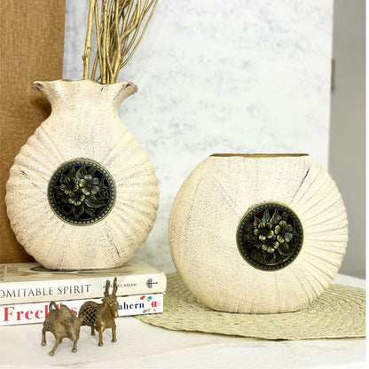 Sandrigam Round Ceramic Vase