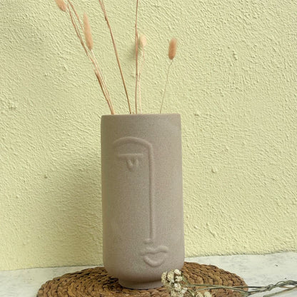 Gaze U Ceramic Vase