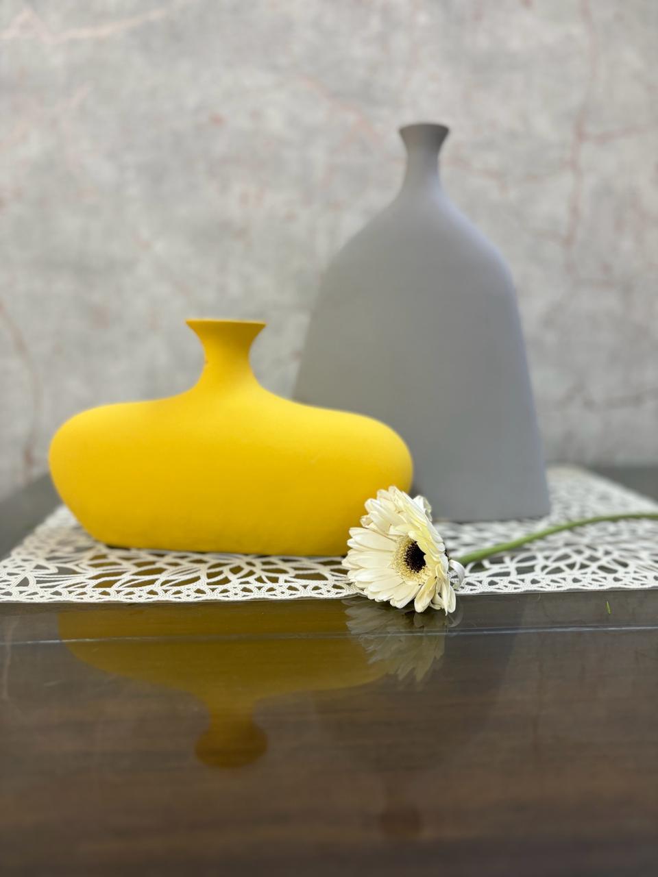 Vases
Decorative Ceramic Vases
Flower Vase
Glazed Ceramic Vases
Handpainted Ceramic Vase
Handmade Ceramic Vases