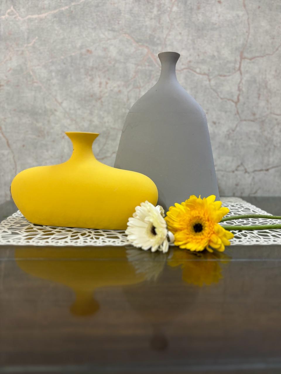 Vases
Decorative Ceramic Vases
Flower Vase
Glazed Ceramic Vases
Handpainted Ceramic Vase
Handmade Ceramic Vases
